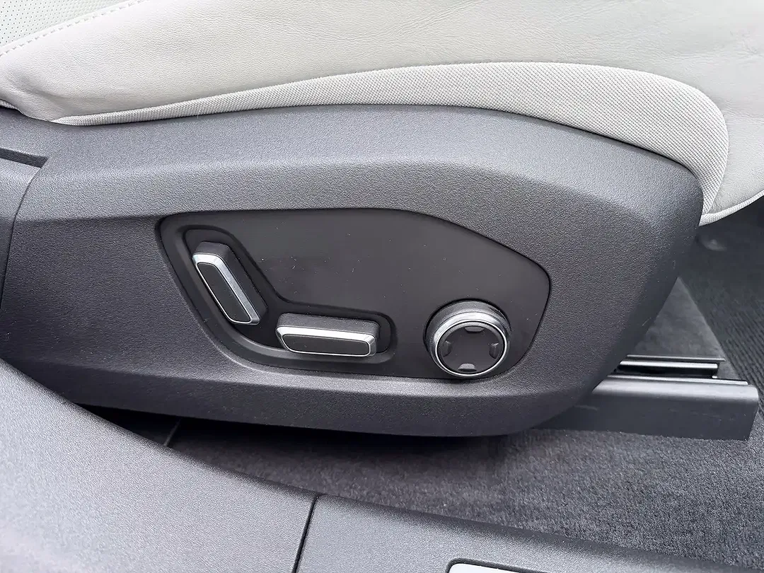 Polestar 4 Long Range Single Motor Plus Pilot - Thumbnail 11