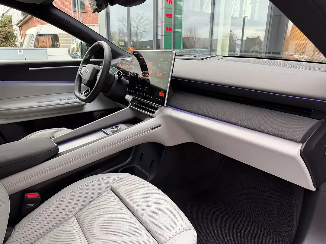 Polestar 4 Long Range Single Motor Plus Pilot - Thumbnail 13