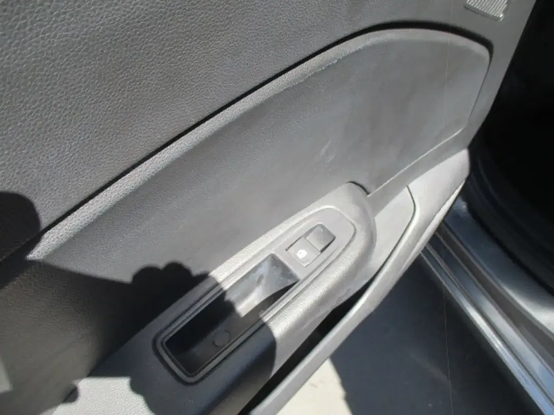 Renault Clio Equilibre - Thumbnail 13