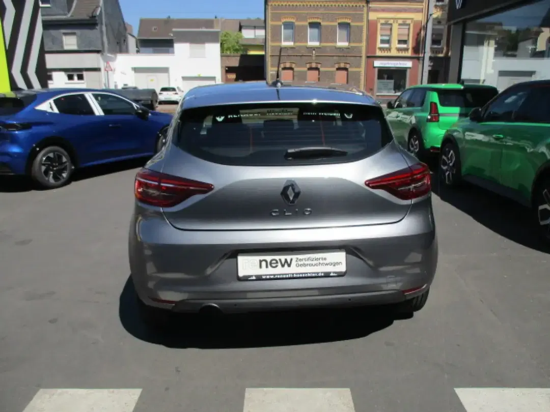Renault Clio Equilibre - Thumbnail 4