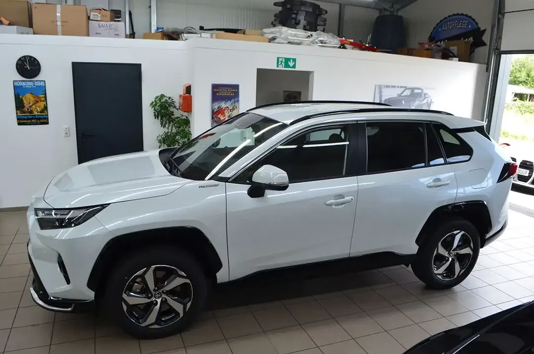 Toyota RAV 4 PHEV Teamplayer - Thumbnail 4