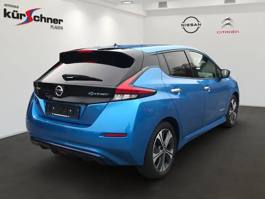 Nissan Leaf Tekna - Thumbnail 10