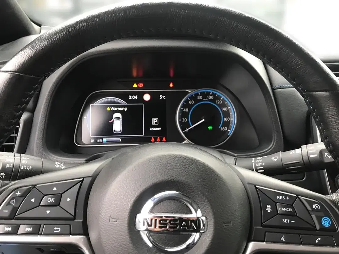Nissan Leaf Tekna - foto 12