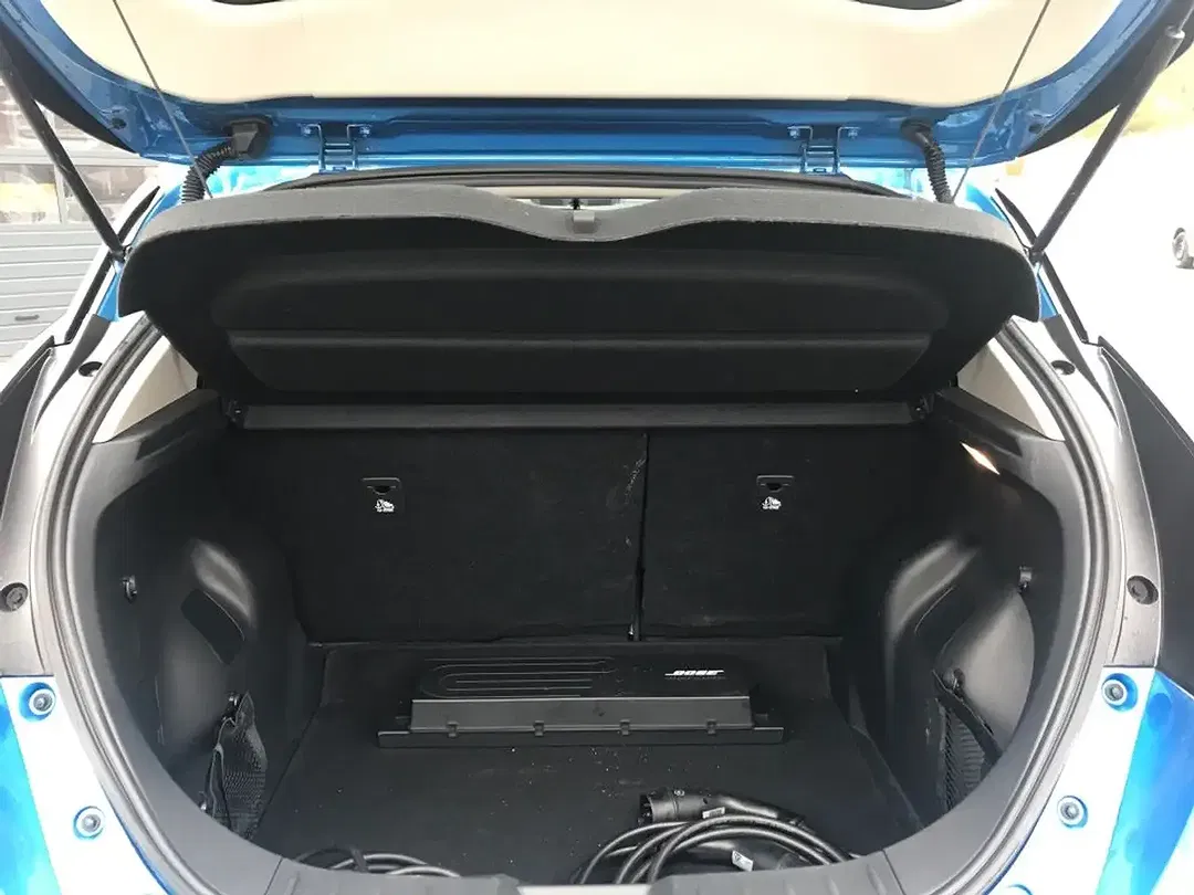 Nissan Leaf Tekna - Thumbnail 4