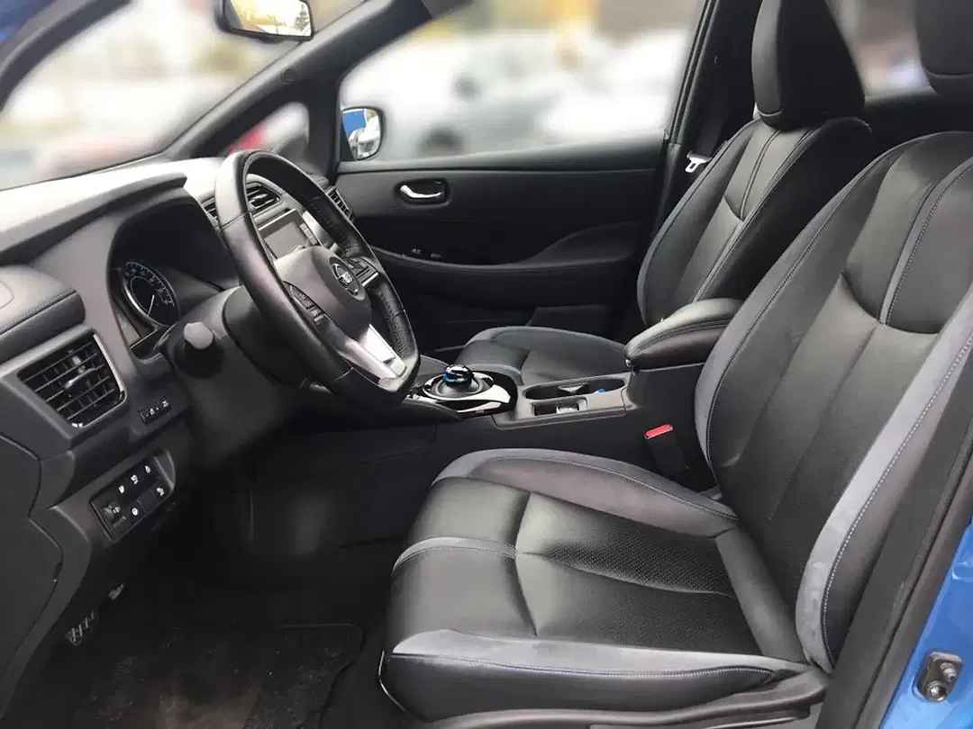 Nissan Leaf Tekna - Thumbnail 7