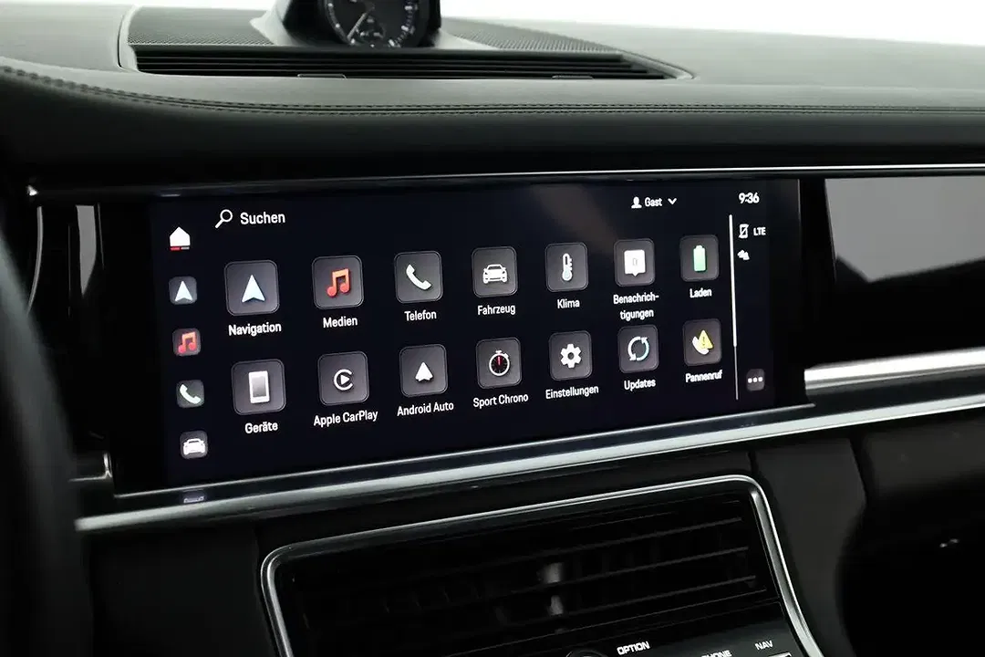 Porsche Panamera E-Hybrid 4 - Thumbnail 24