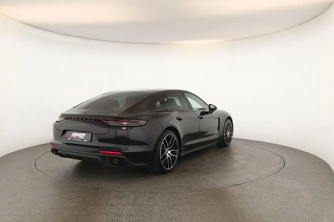 Porsche Panamera E-Hybrid 4 - Thumbnail 28