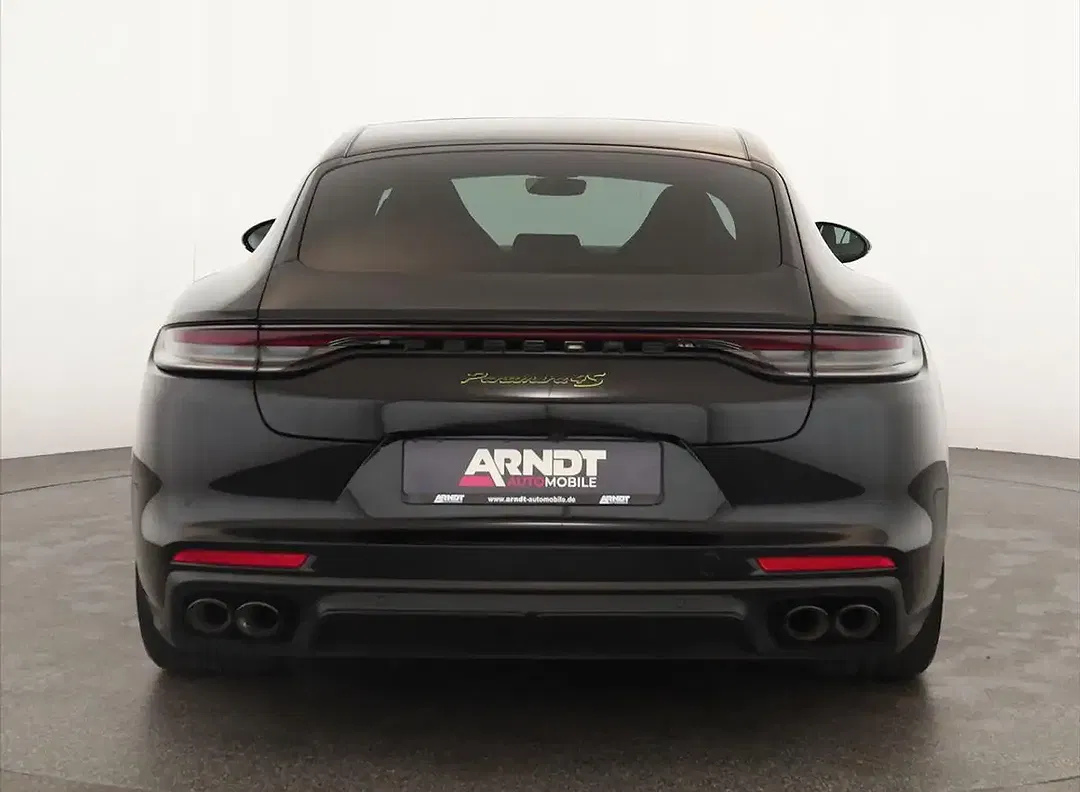 Porsche Panamera E-Hybrid 4 - Thumbnail 6