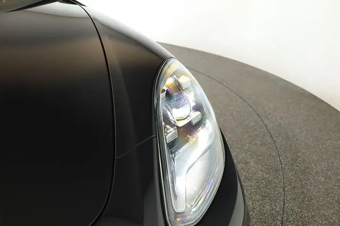 Porsche Panamera E-Hybrid 4 - Thumbnail 9