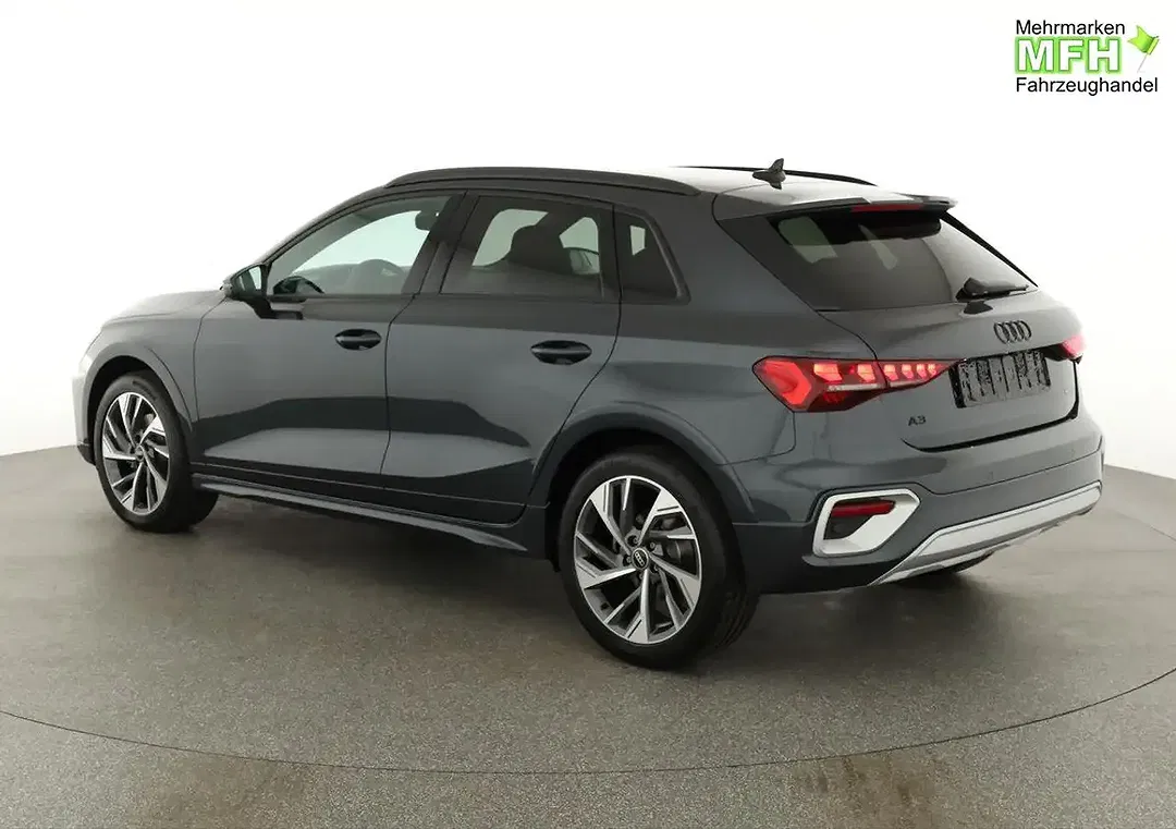 Audi A3 TFSI S tronic quattro allstreet - Thumbnail 3