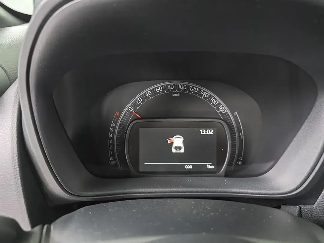 Toyota Aygo X CVT Air Teamplayer - Thumbnail 22