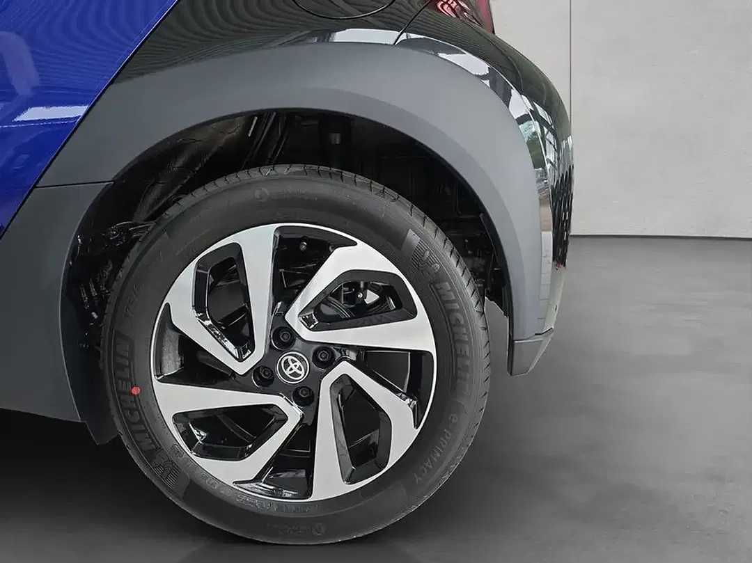 Toyota Aygo X CVT Air Teamplayer - Thumbnail 25