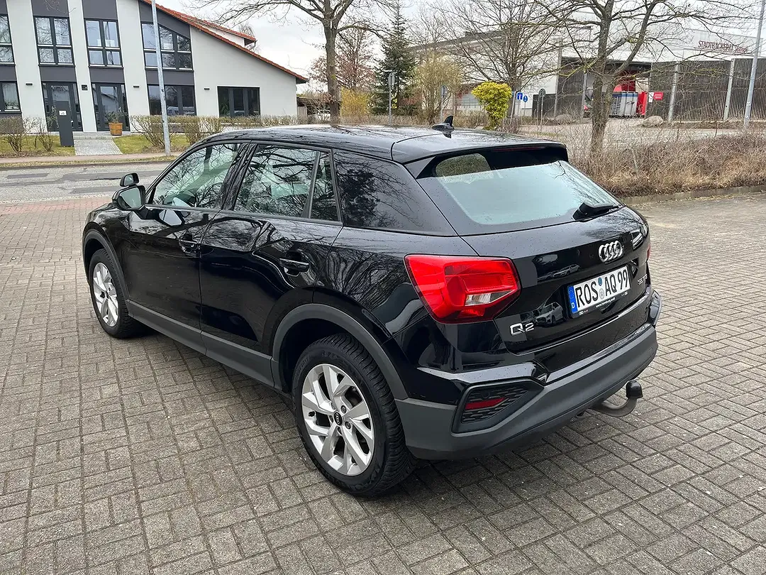 Audi Q2 35 TFSI Base - foto 2