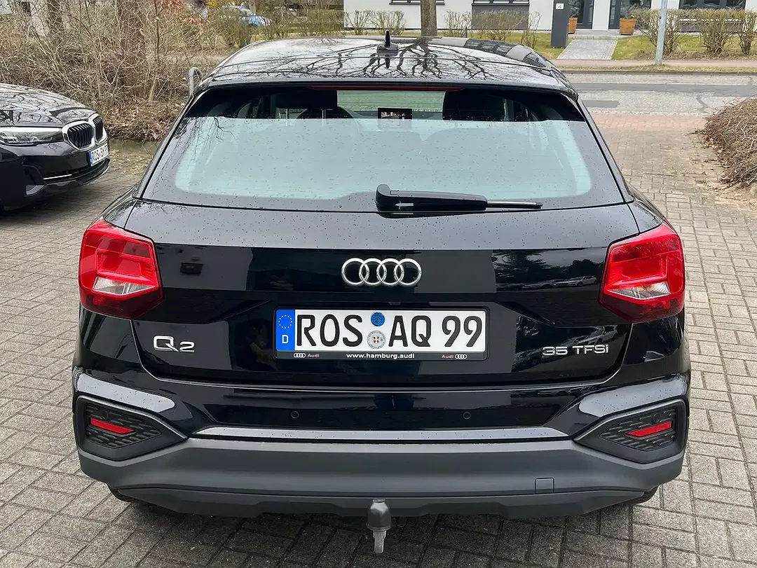 Audi Q2 35 TFSI Base - Thumbnail 4