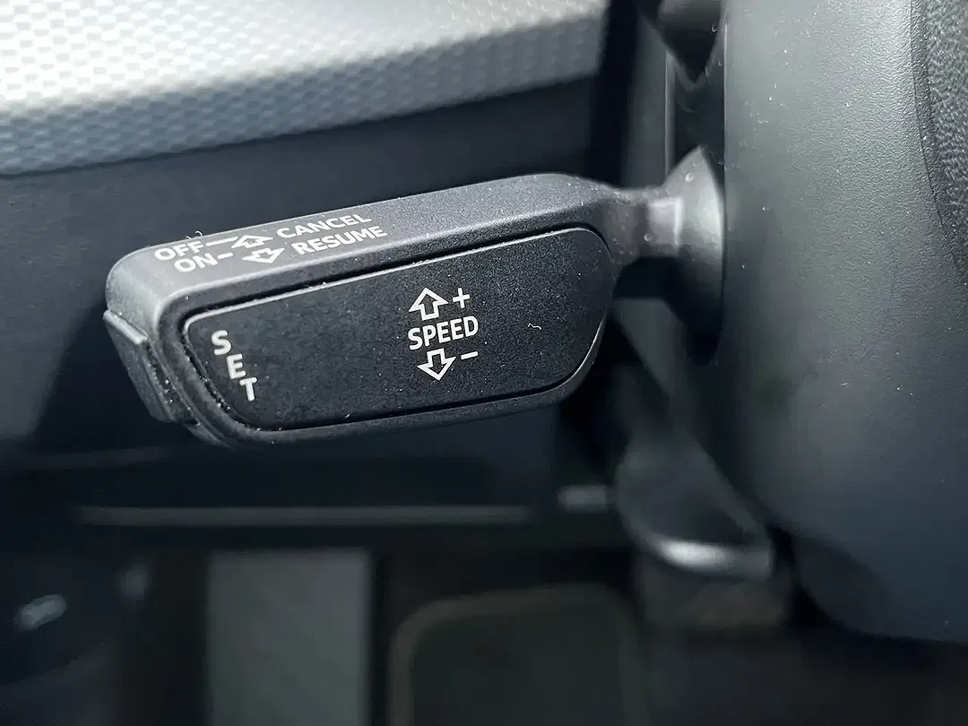 Audi Q2 35 TFSI Base - Thumbnail 7