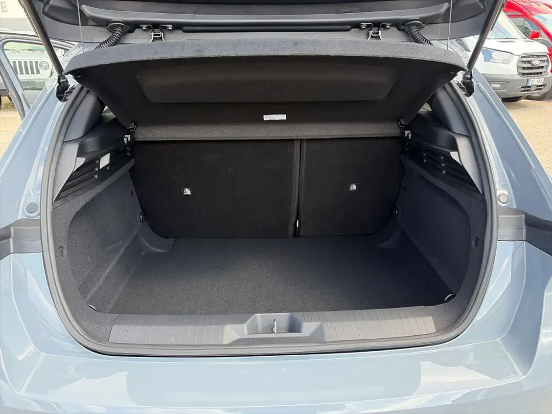 Opel Astra Edition - Thumbnail 8