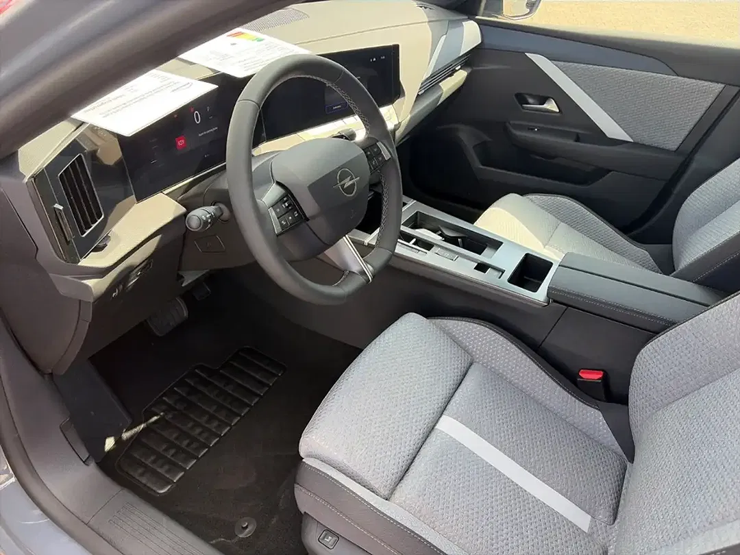 Opel Astra Edition - Thumbnail 9