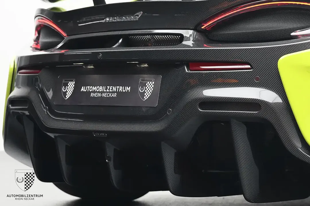 McLaren 600LT Spider - Thumbnail 11