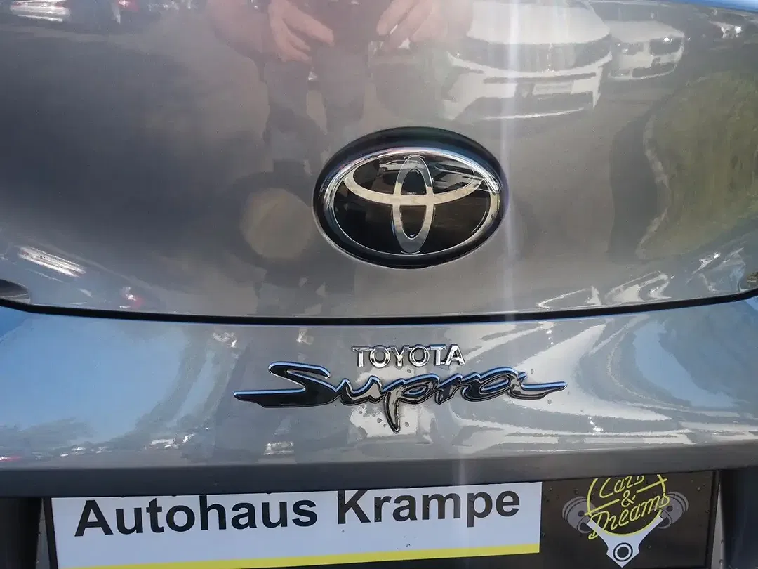 Toyota Supra - Thumbnail 10