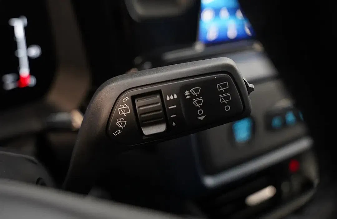 Ford Tourneo Courier 1.0 EcoBoost Active - Thumbnail 10