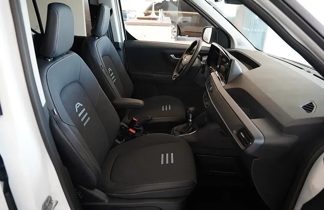Ford Tourneo Courier 1.0 EcoBoost Active - Thumbnail 4