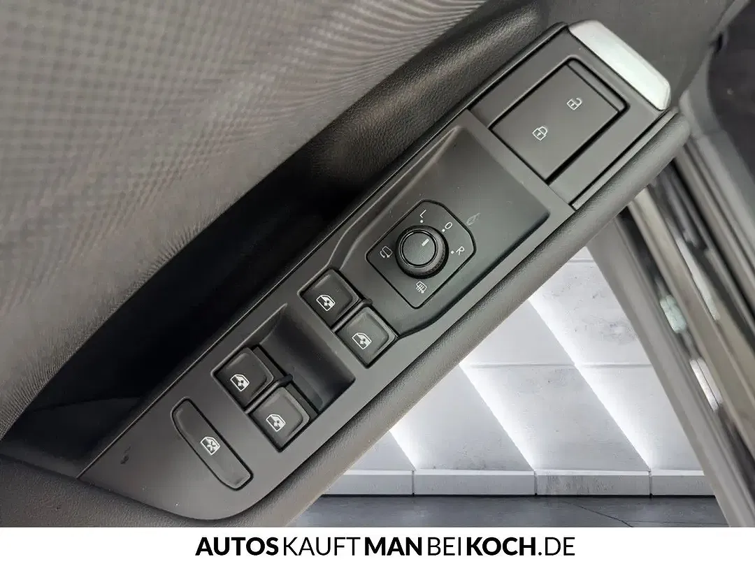 Volkswagen T-Roc 1.5 eTSI DSG Life - Thumbnail 12