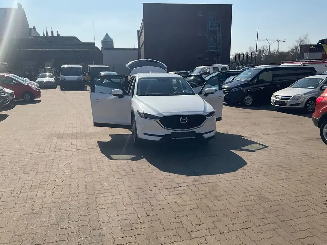 Mazda CX-5 - Thumbnail 4