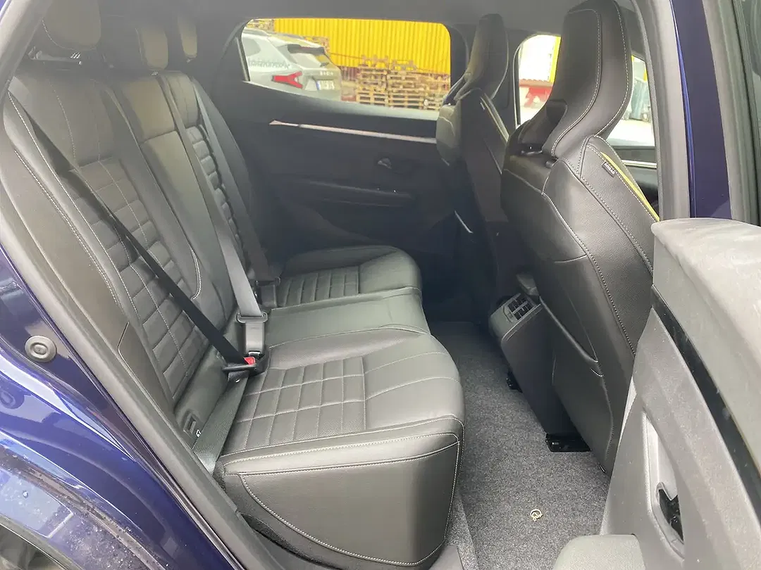 Renault Megane E-Tech Iconic Comfort - Thumbnail 12