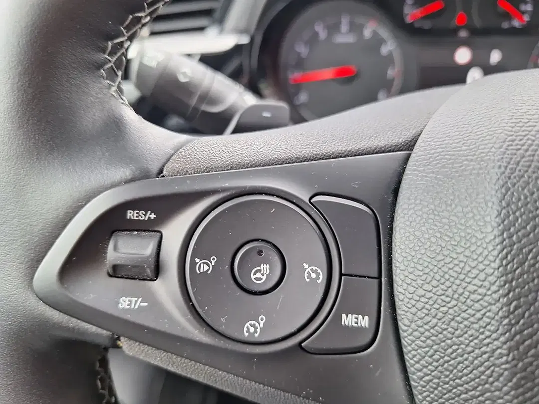 Opel Corsa 1.2 Turbo Edition - Thumbnail 10