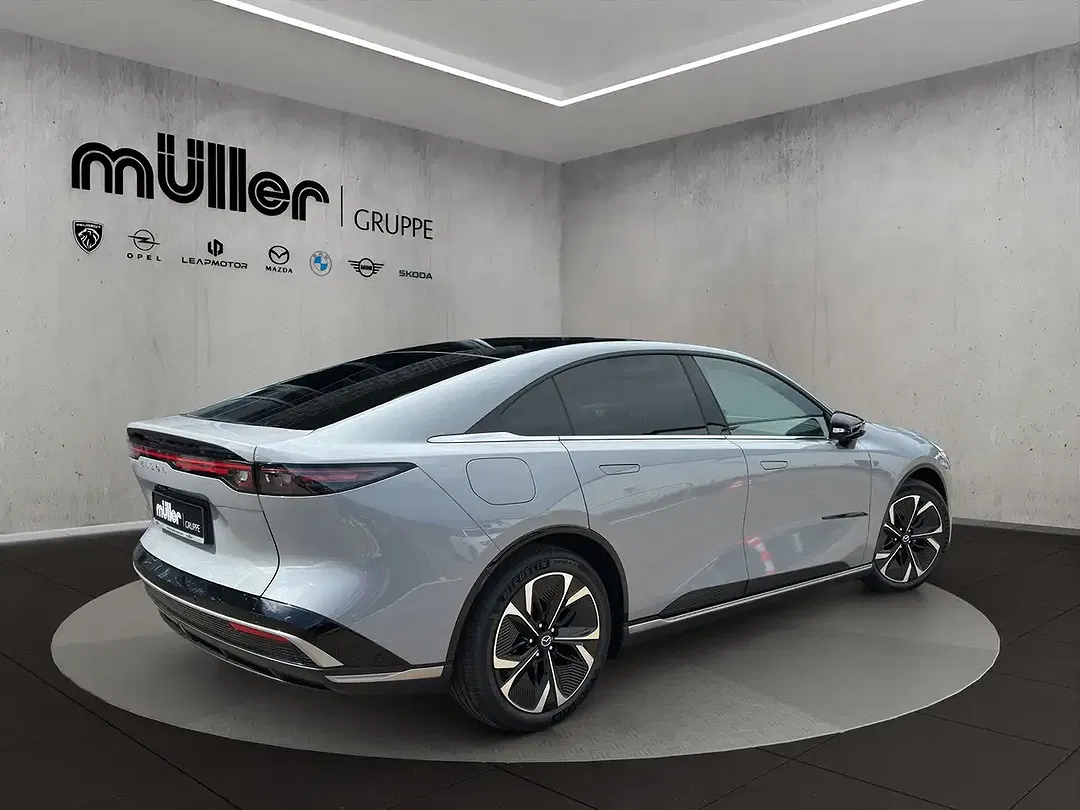 Mazda 6 EV Takumi Plus - foto 2