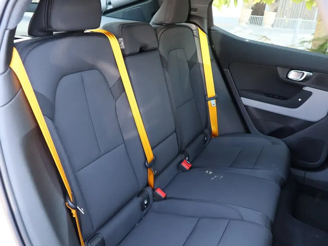 Polestar 2 Performance Long Range - Thumbnail 5