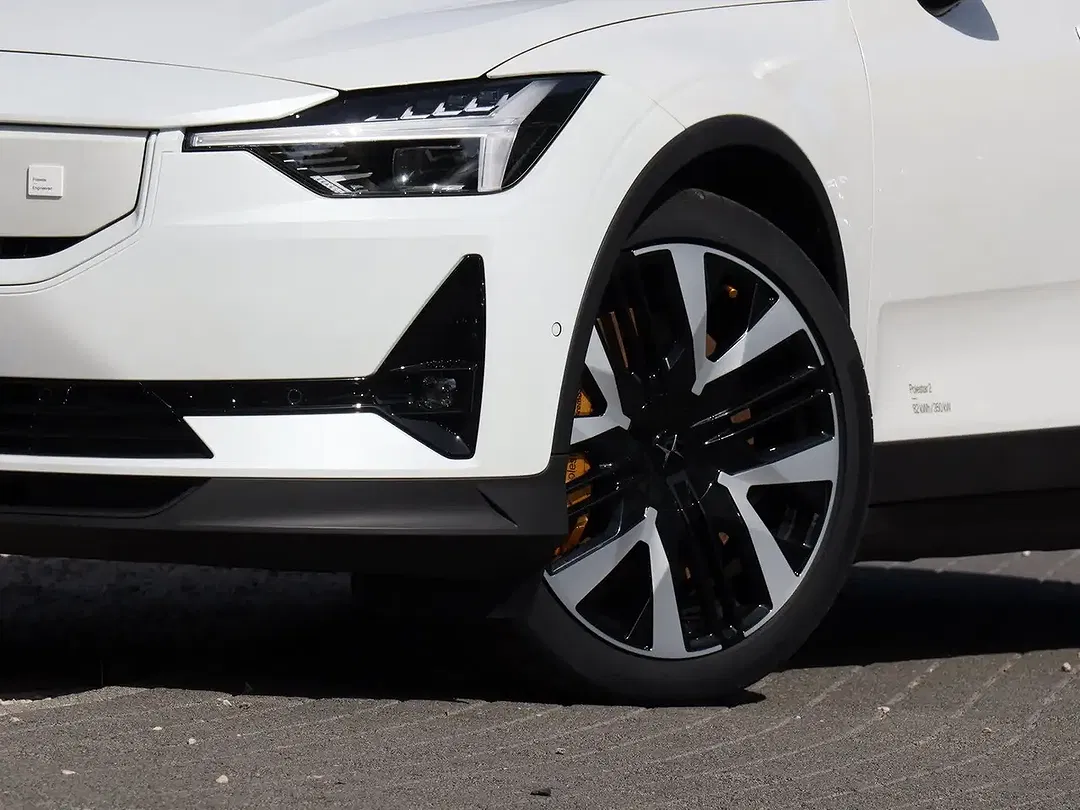 Polestar 2 Performance Long Range - Thumbnail 6