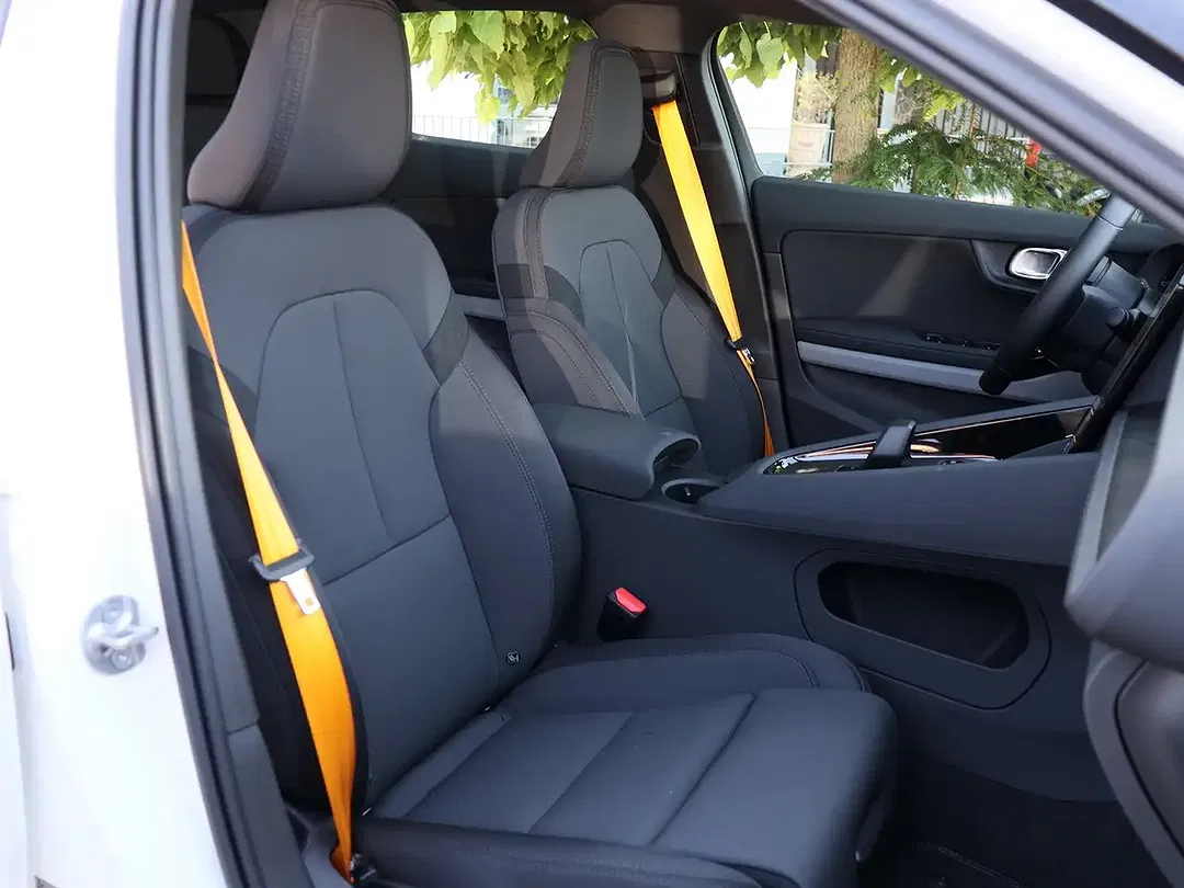Polestar 2 Performance Long Range - Thumbnail 7