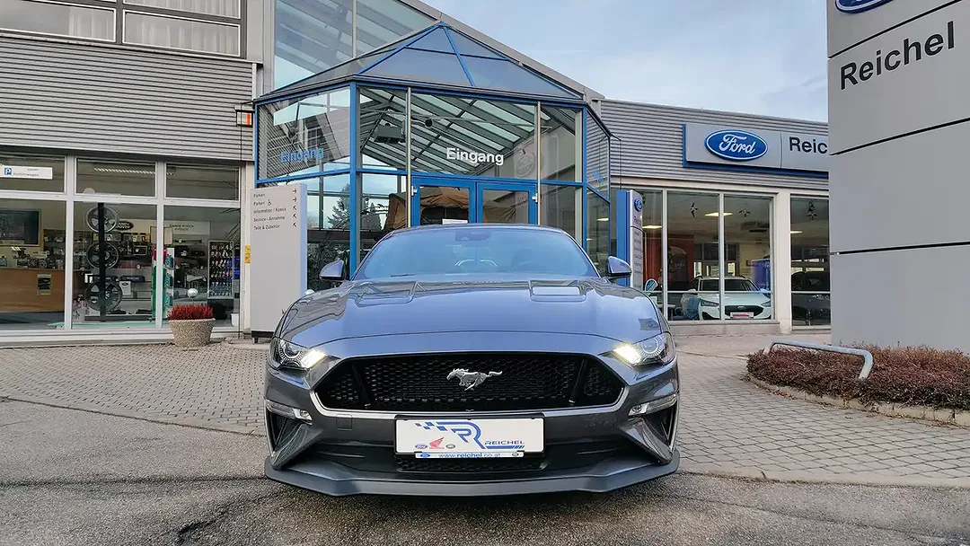 Ford Mustang GT - foto 2