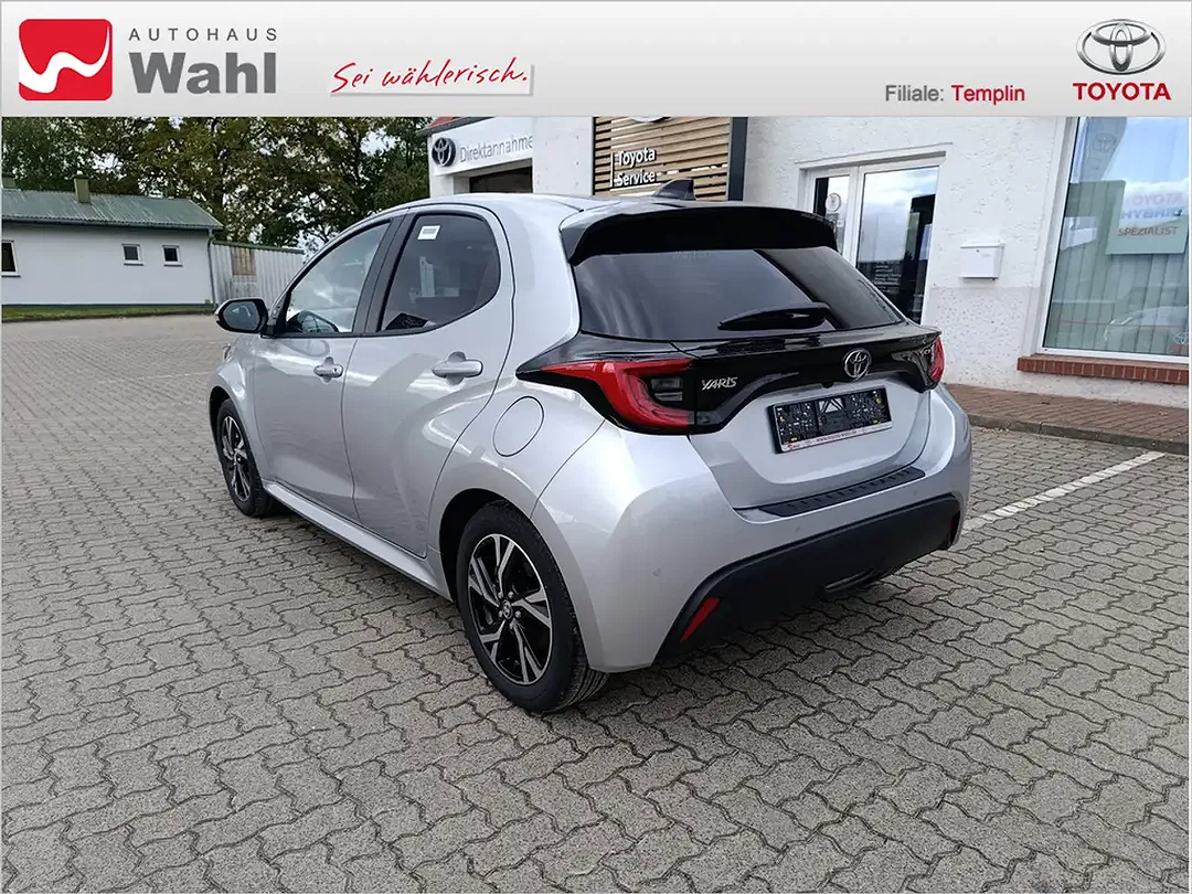 Toyota Yaris 1.5 Hybrid Teamplayer - foto 2
