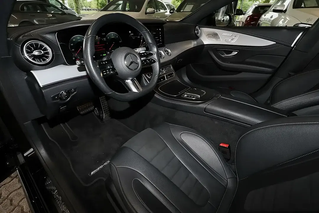 Mercedes-Benz CLS 300 4MATIC AMG - Thumbnail 9