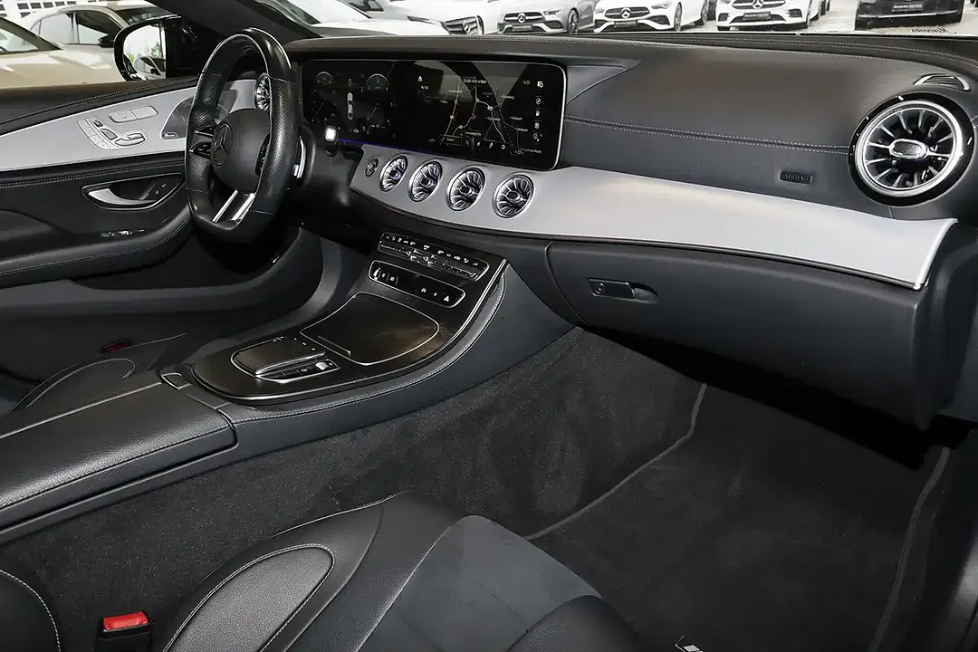 Mercedes-Benz CLS 300 4MATIC AMG - Thumbnail 8
