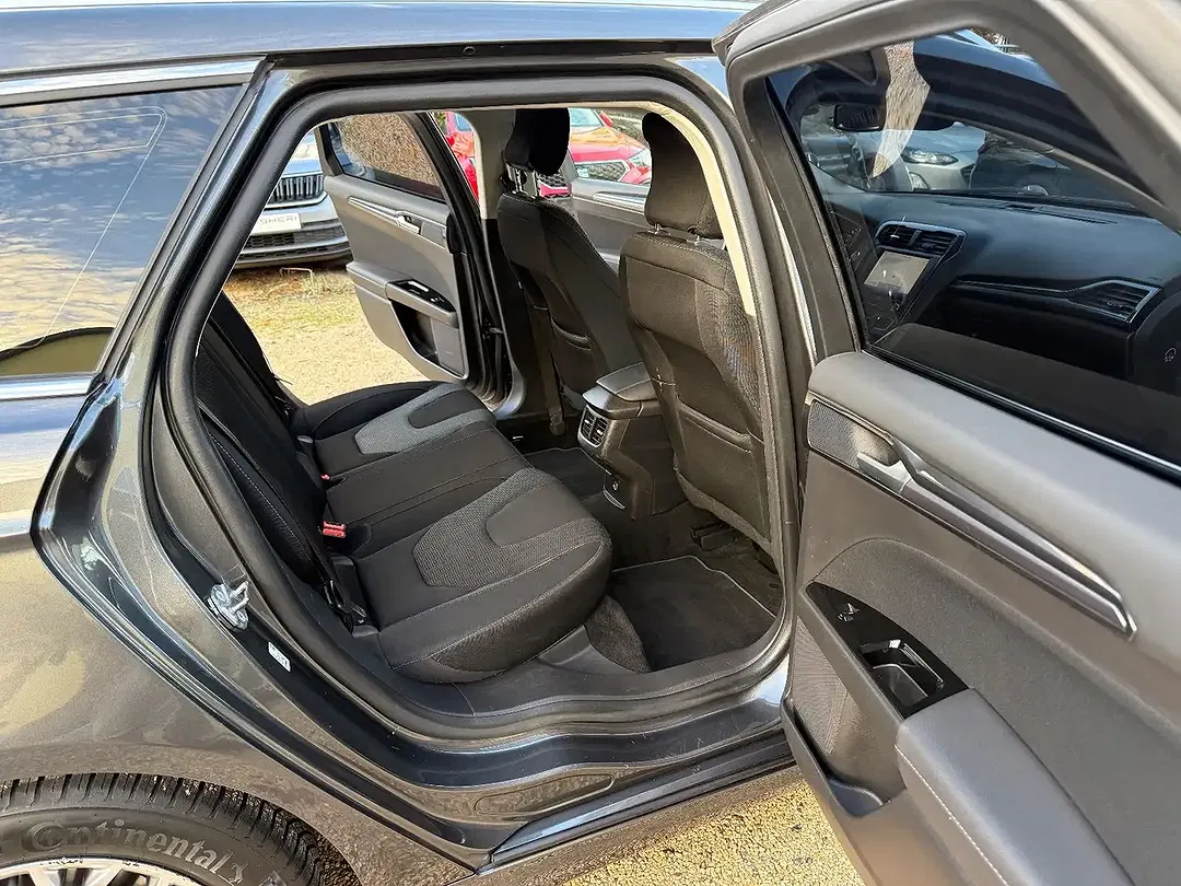Ford Mondeo 2.0 EcoBlue Titanium - foto 14