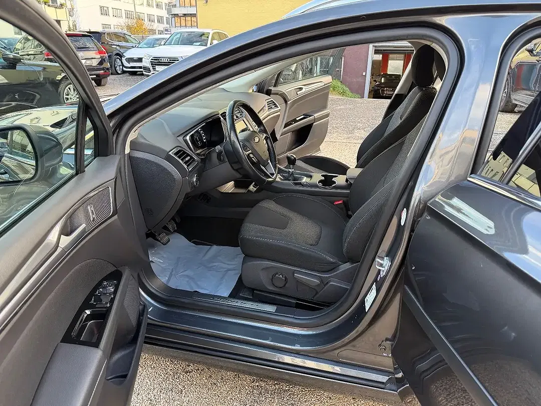 Ford Mondeo 2.0 EcoBlue Titanium - Thumbnail 9