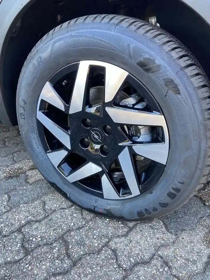 Opel Mokka-E Edition - Thumbnail 4