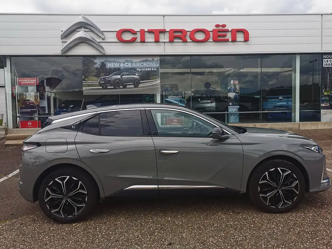 DS Automobiles DS 4 - Thumbnail 8