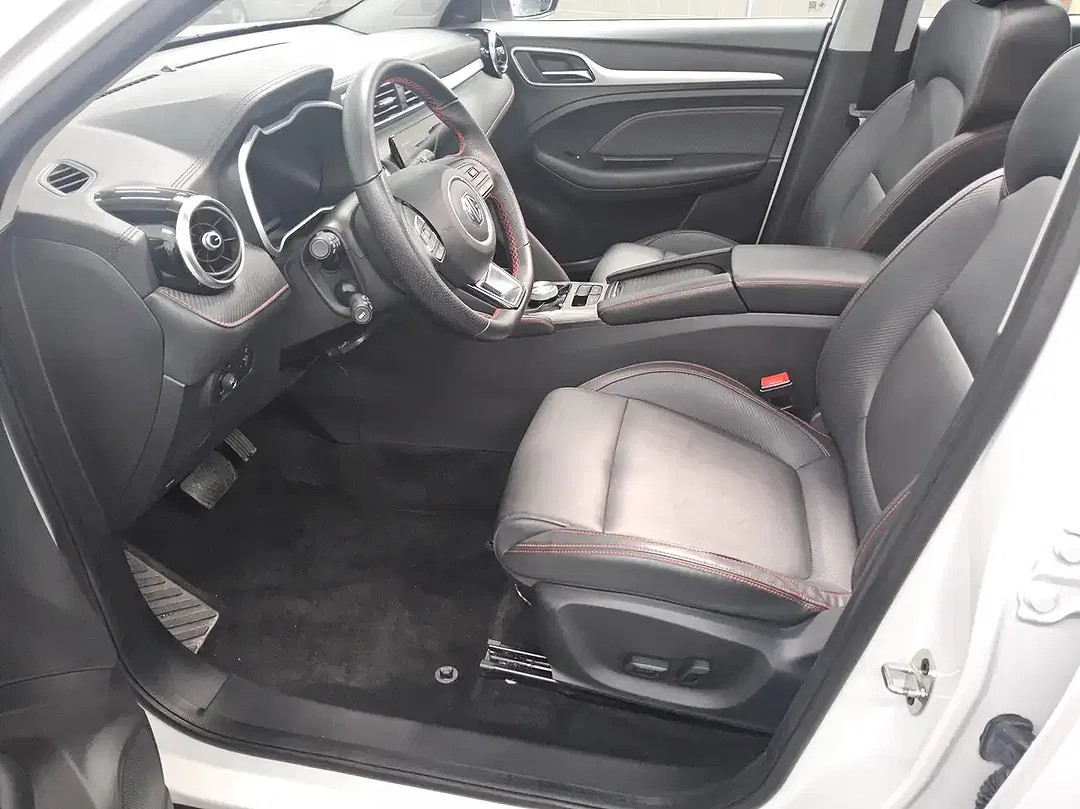 MG ZS EV Luxury - Thumbnail 10