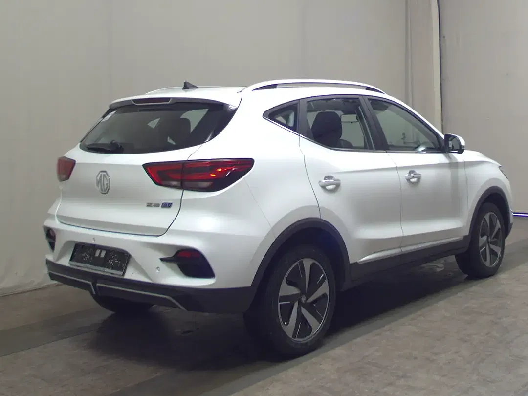 MG ZS EV Luxury - Thumbnail 5