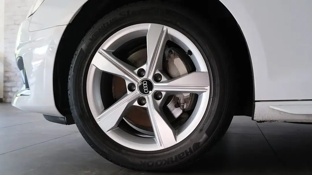 Audi A4 40 TDI quattro advanced - Thumbnail 6