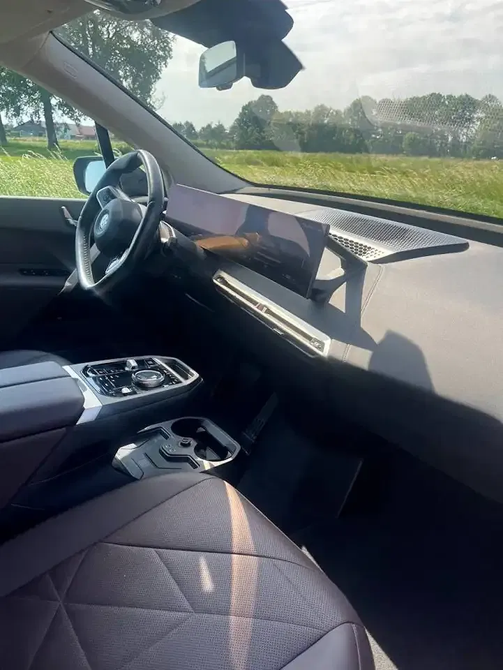 BMW iX xDrive - Thumbnail 7