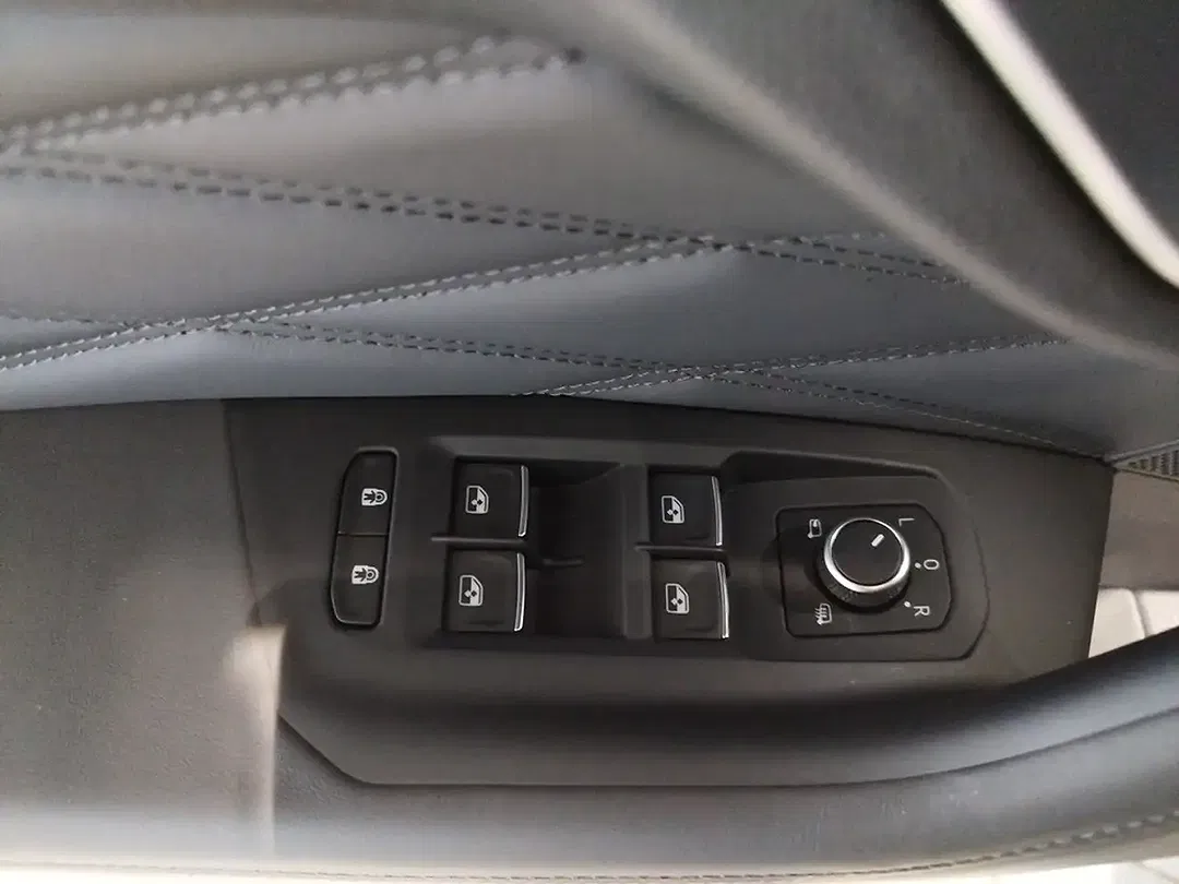Volkswagen Touareg 3.0 eHybrid 4Motion R - Thumbnail 9