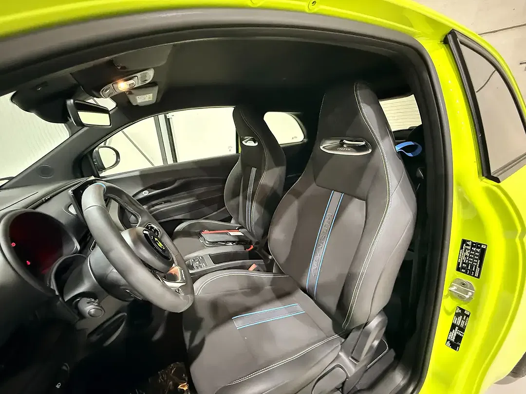 Abarth 500e - Thumbnail 14