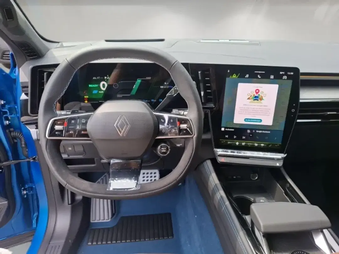Renault Rafale E-Tech Hybrid PHEV 4x4 - Thumbnail 9