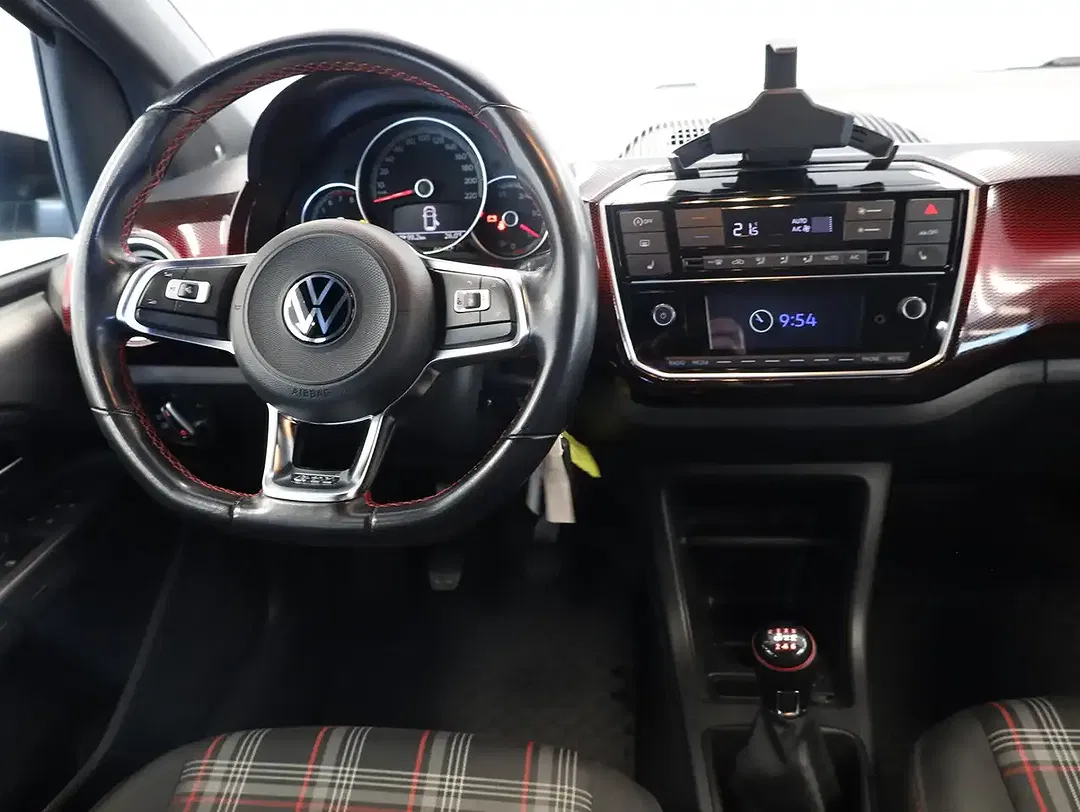 Volkswagen up! GTI - Thumbnail 14