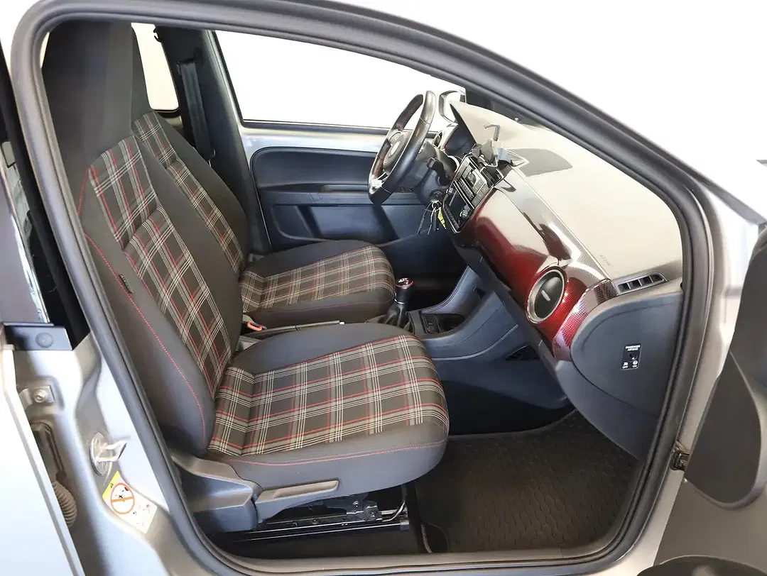 Volkswagen up! GTI - Thumbnail 9